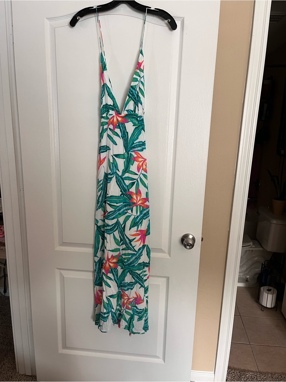 MINKPINK White Maxi Dress with Teal & Pink Floral Print